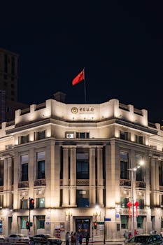 坚守为民初心；阳光保险以实际行动书写责任华章。