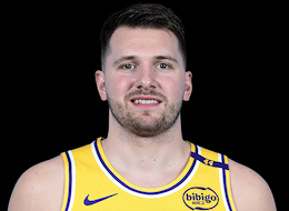  万千数据背后的极致逻辑：从东契奇单场四十加透视竞技本源 体育新闻