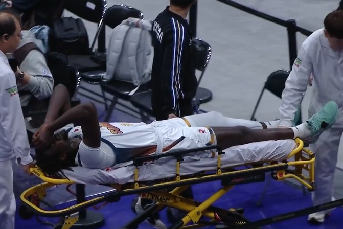  CBA历史最耻辱纪录诞生：四川40连败背后的攻防数据深度剖析 体育新闻