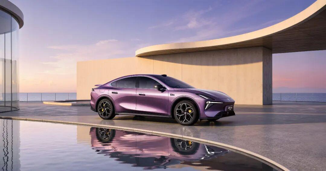  深蓝破局汽车行业内卷：技术平权驱动的价值战方法论 汽车科技