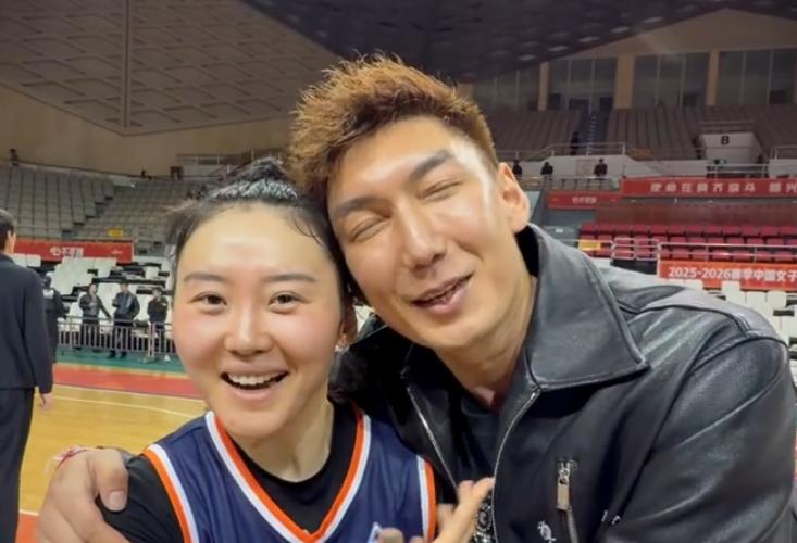  双膝ACL断裂后的逆袭公式：武桐桐51.6%命中率的底层技术拆解 体育新闻