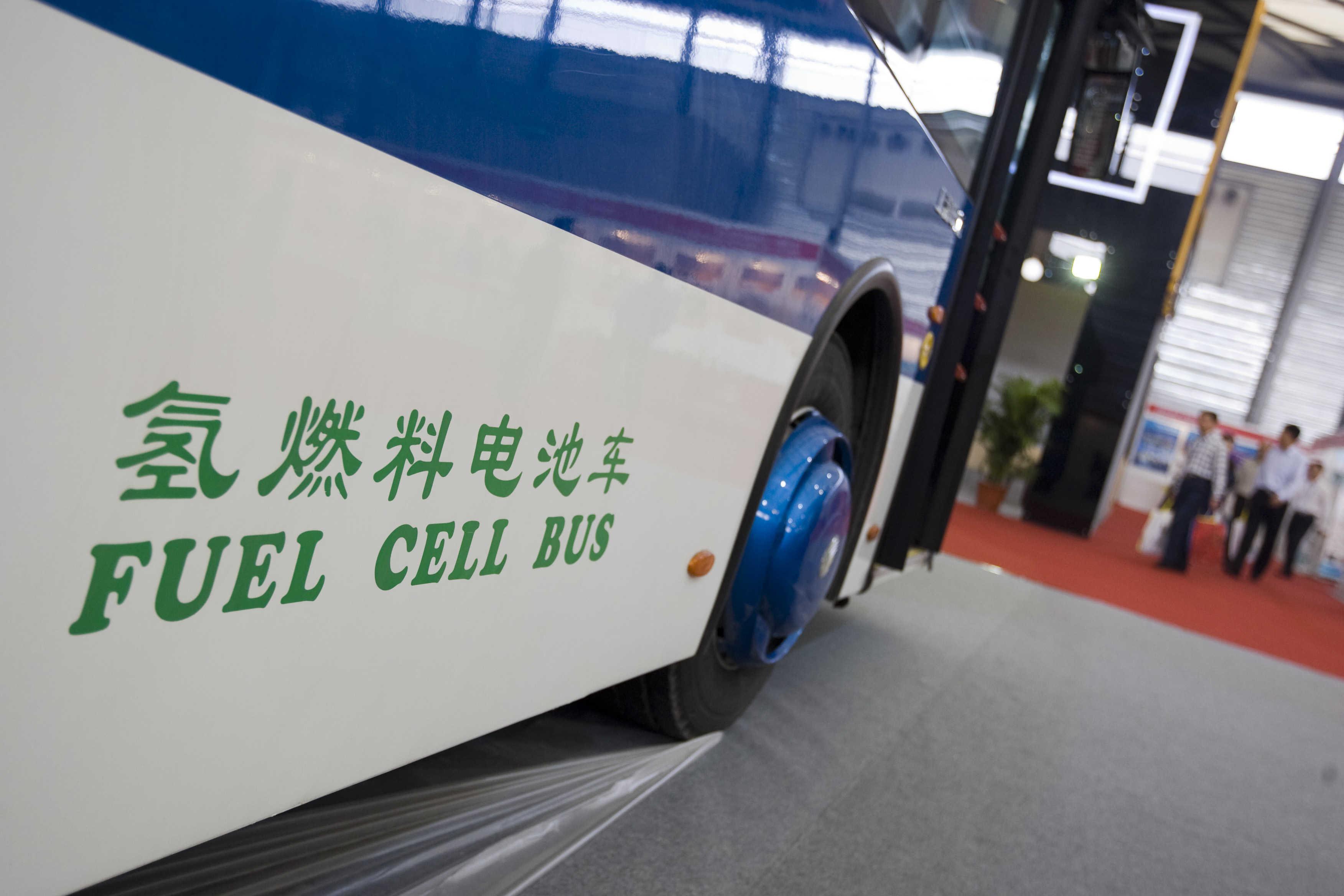  从陌生到深度牵手：一家跨国能源巨头与上海的十年情缘 新闻