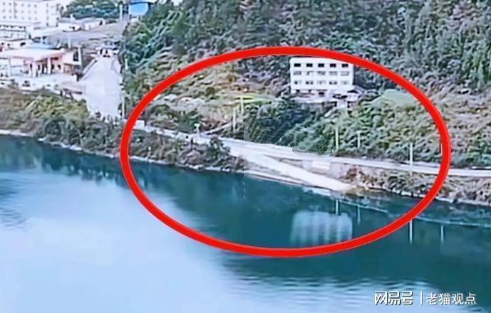  贵州坠江事故深度剖析：夜间驾驶视线盲区与临江路段风险管控的技术解法 新闻
